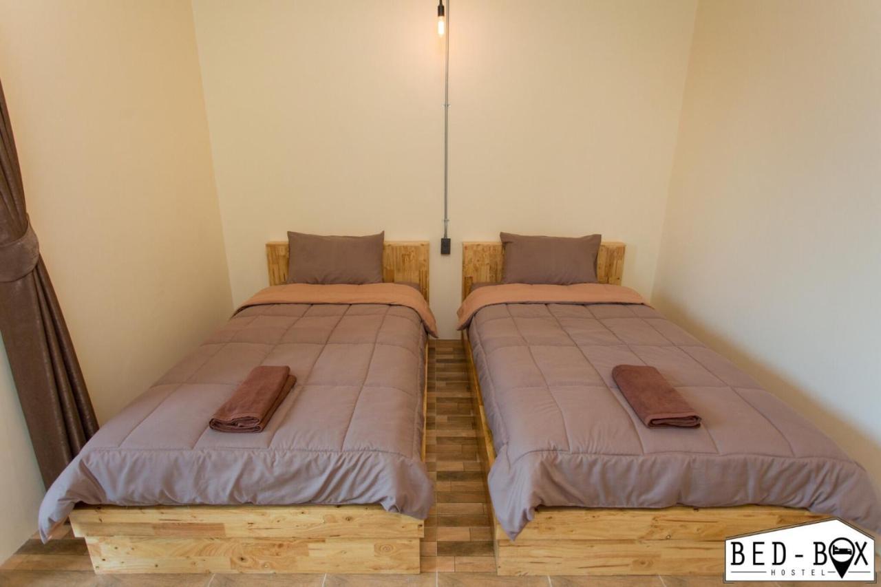 ホテル Bed Box ナコーン・ラーチャシーマー エクステリア 写真