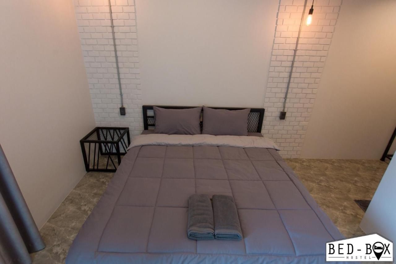 ホテル Bed Box ナコーン・ラーチャシーマー エクステリア 写真